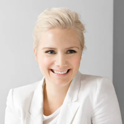Portrait of Mette Klein, round crop